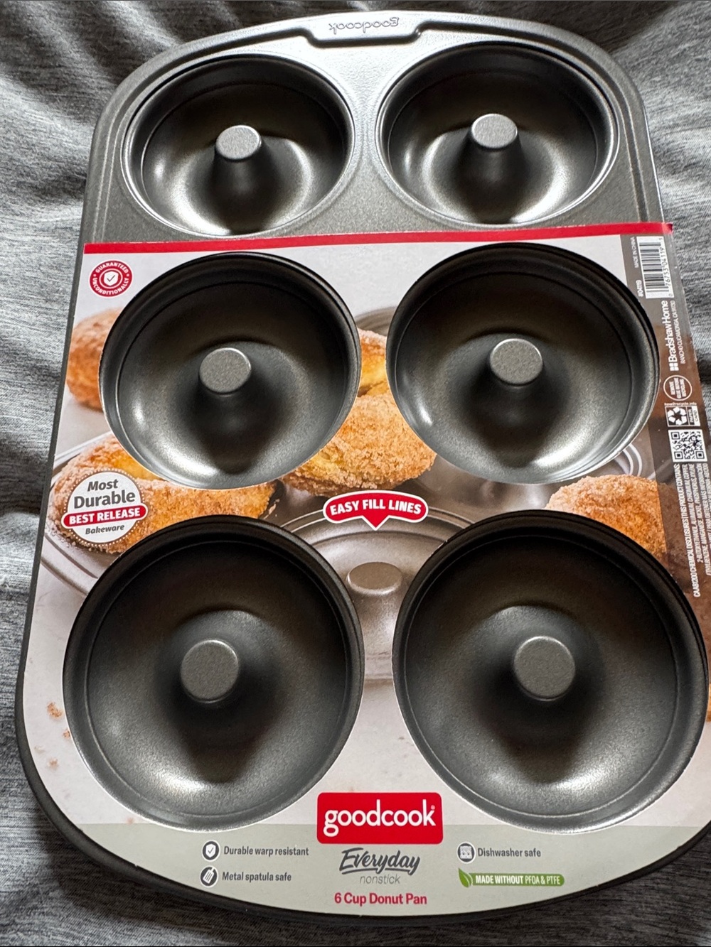 Goodcook Everyday Nonstick Black 6-Cup Donut Pan